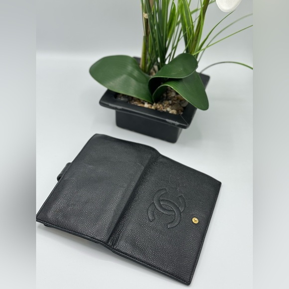 AUTHENTIC CHANEL caviar bio fold leather wallet - Picture 9 of 14